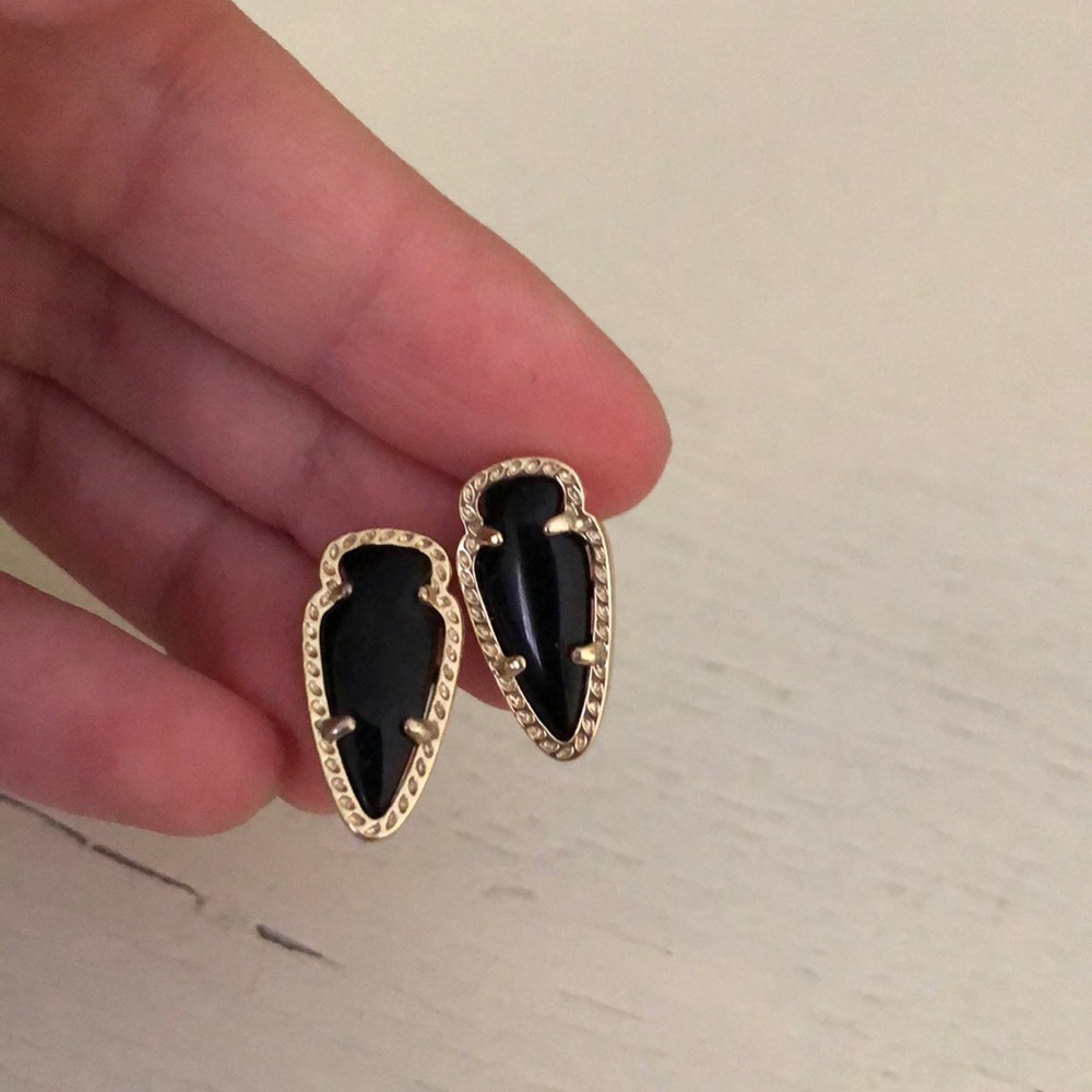 Kendra Scott studs
